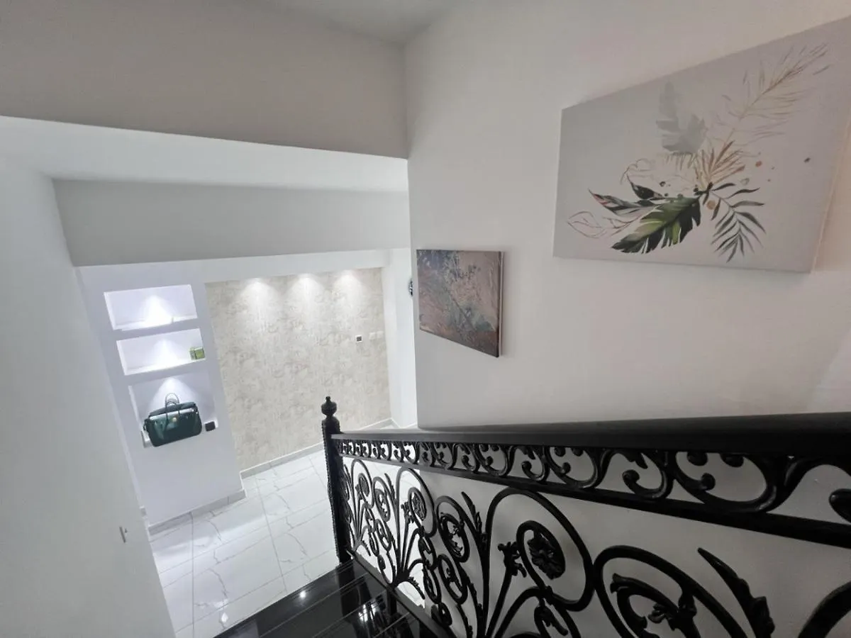 Beautifully Furnished 3-Bedroom Townhouse In Al Furjan 두바이 0*,